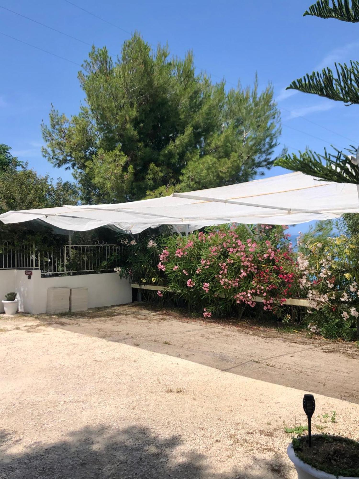 Ferienwohnung Trilocale 2 Sul Mare Peschici Exterior foto